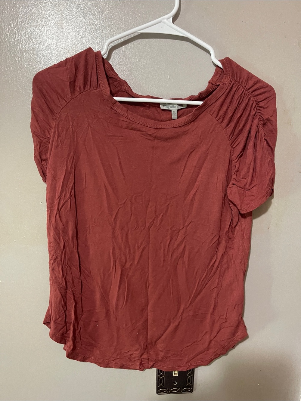 Charlotte Russe Rust Short-Sleeve Ruched Shoulder Top